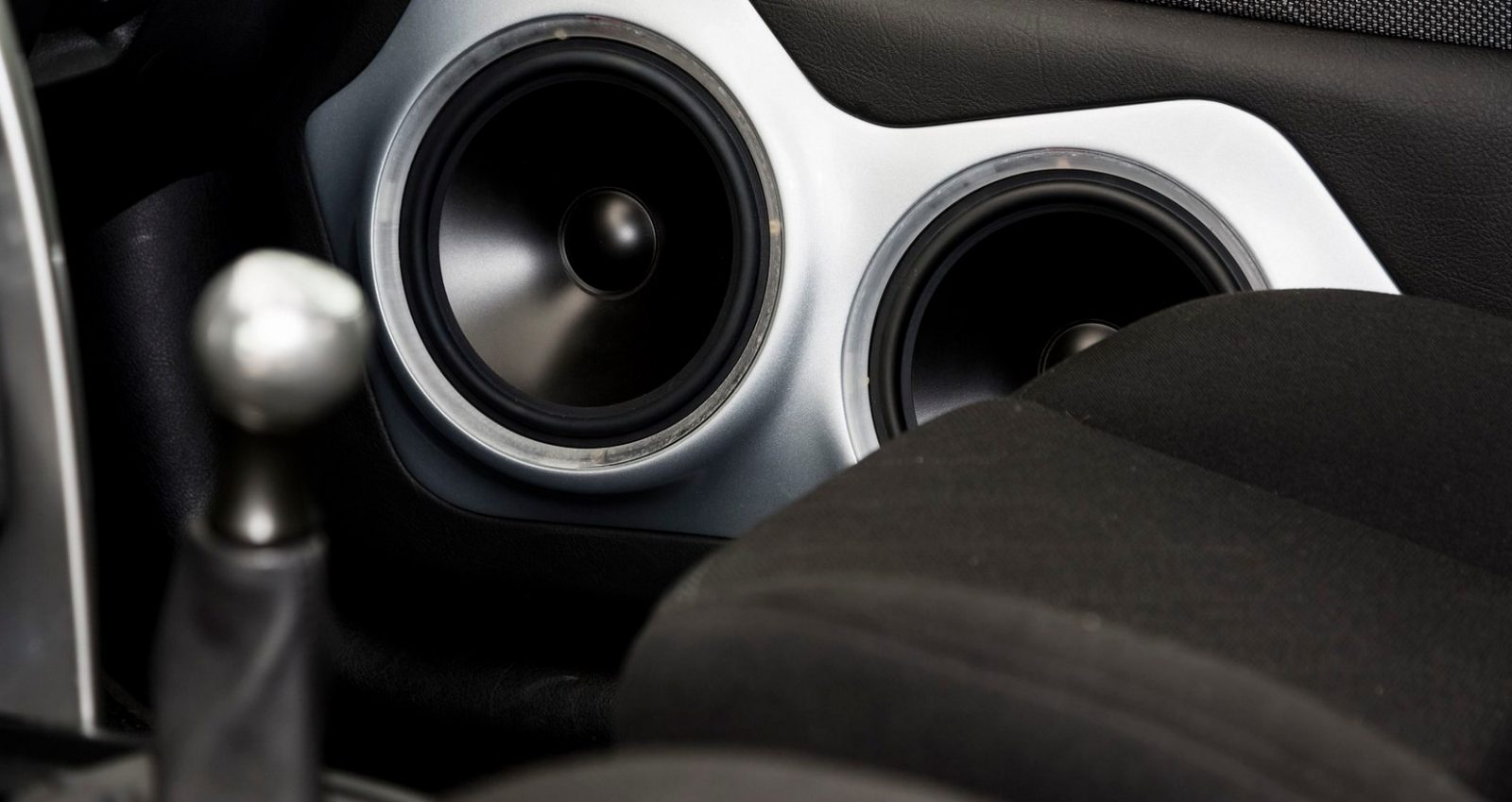 how-many-subwoofers-do-you-need-in-a-car
